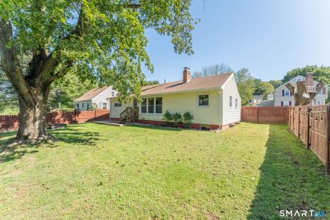 4 Meditz Court Norwich CT 06360