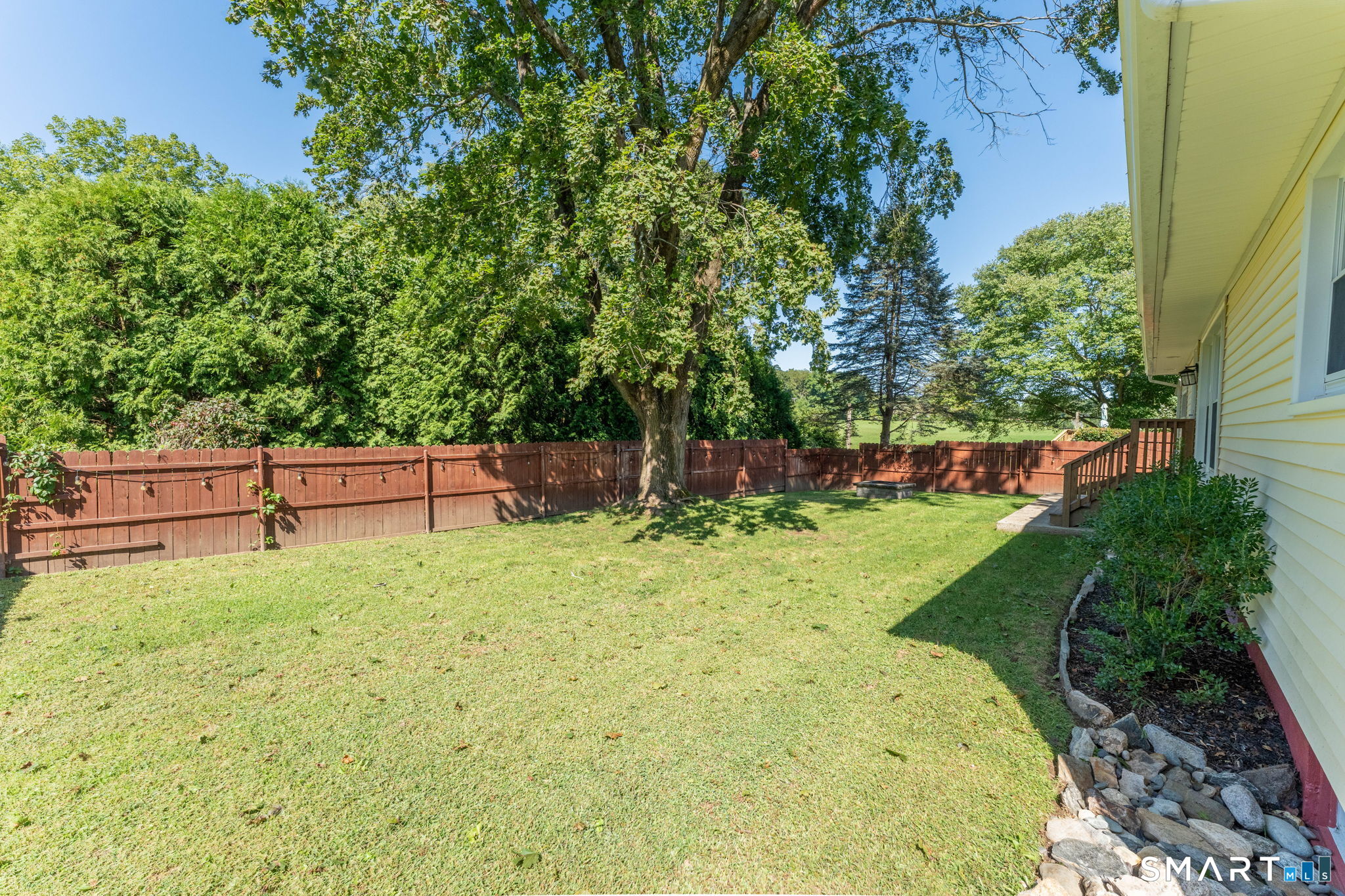4 Meditz Court Norwich CT 06360