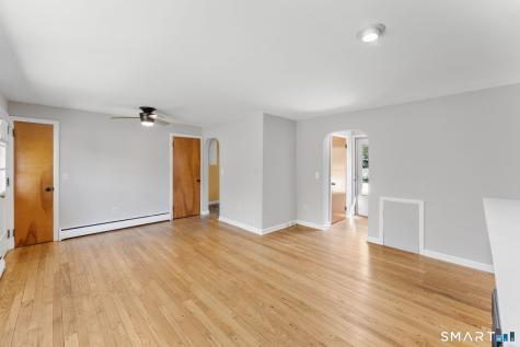 4 Meditz Court Norwich CT 06360