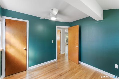 4 Meditz Court Norwich CT 06360