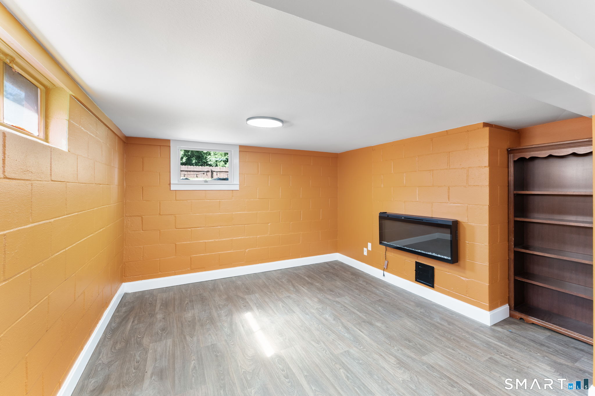 4 Meditz Court Norwich CT 06360