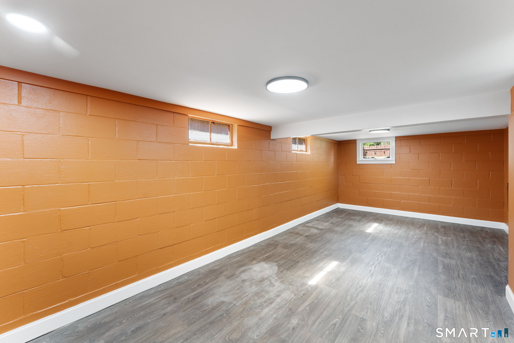 4 Meditz Court Norwich CT 06360