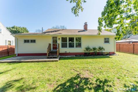 4 Meditz Court Norwich CT 06360
