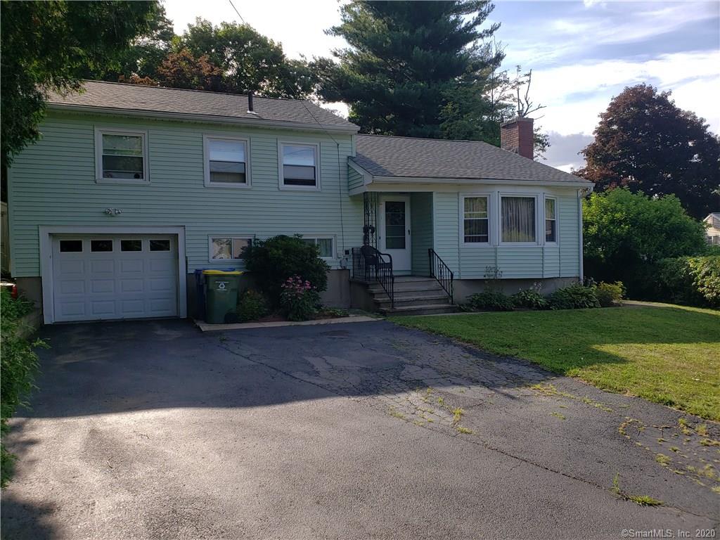 18 Shadowood Circle Waterbury CT 06708