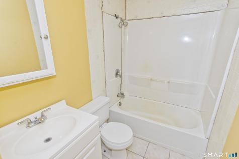 7 Second Avenue Enfield CT 06082