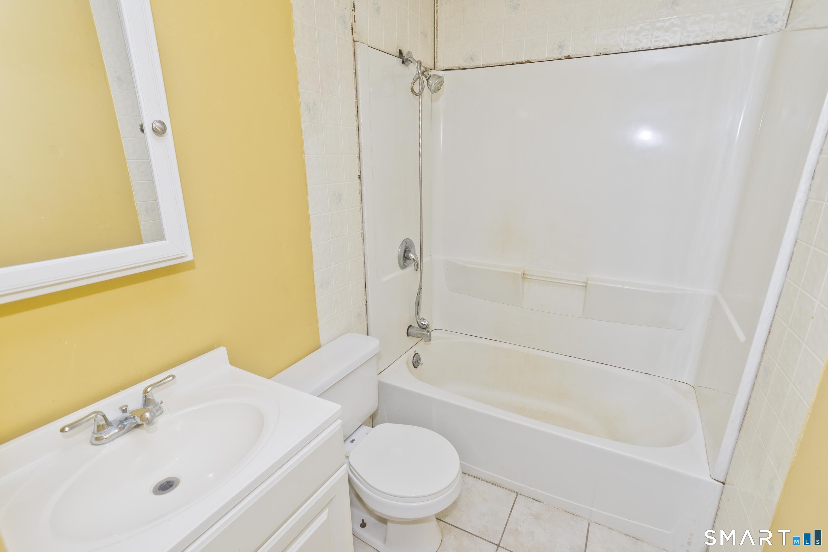 7 Second Avenue Enfield CT 06082