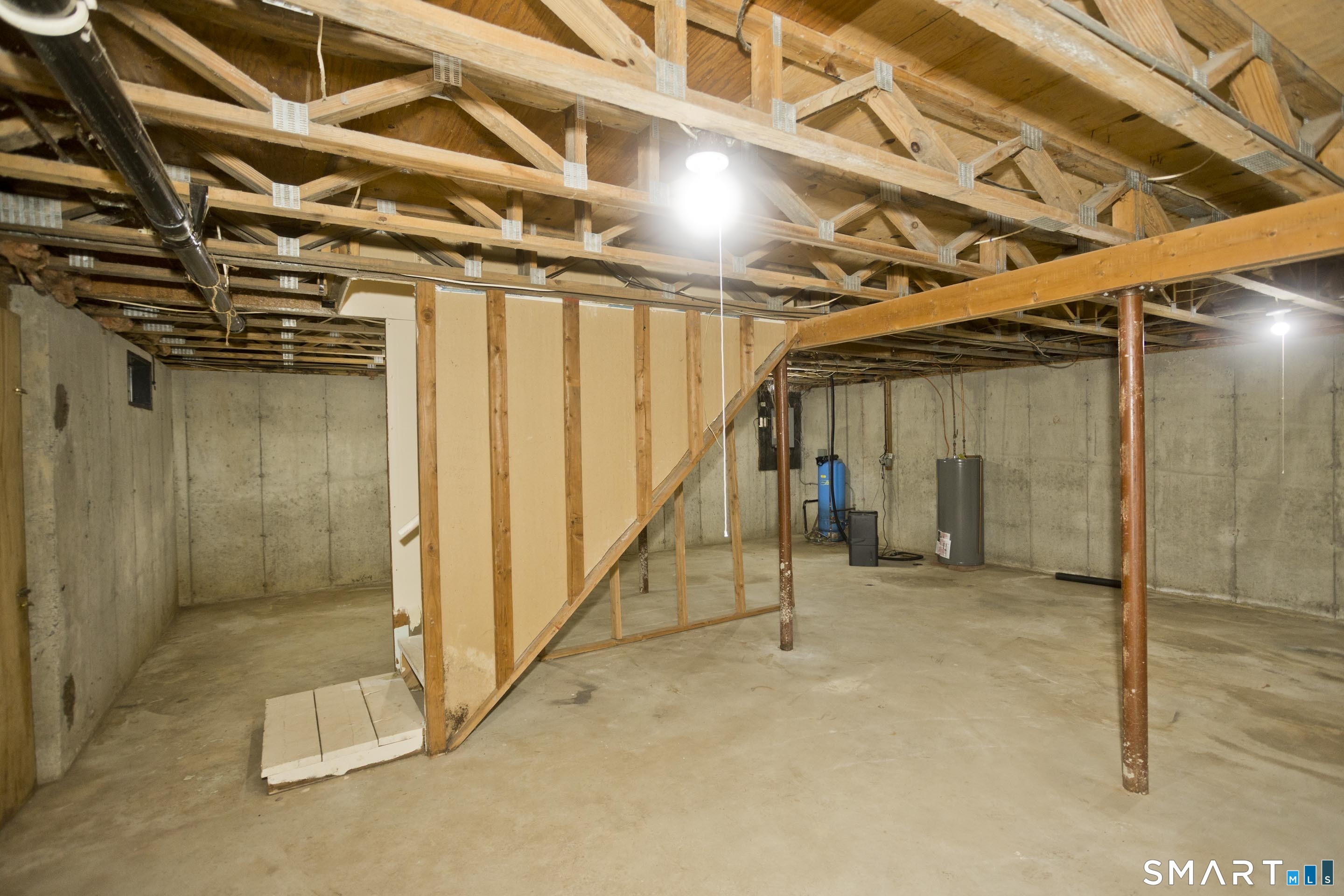 7 Second Avenue Enfield CT 06082