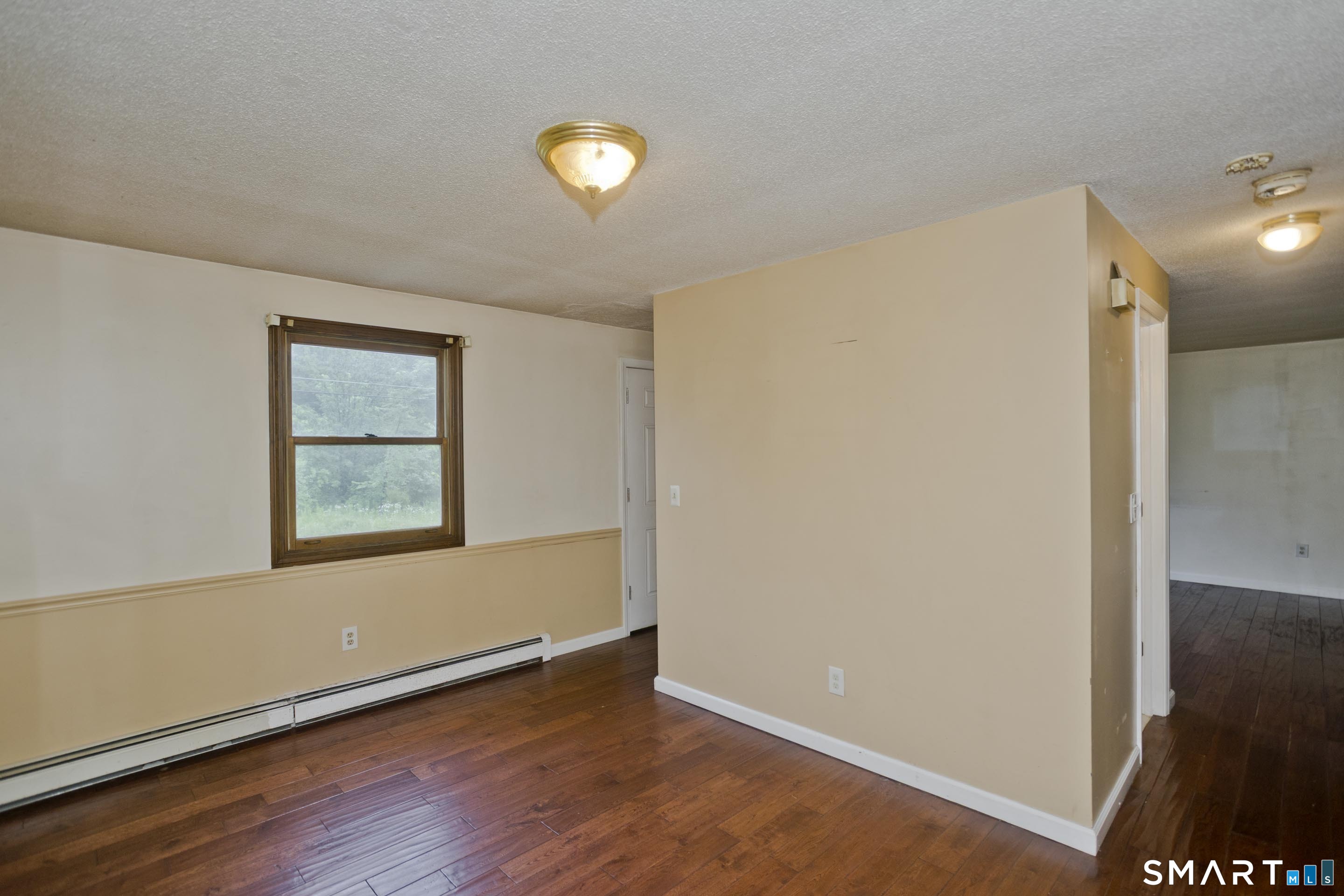 7 Second Avenue Enfield CT 06082