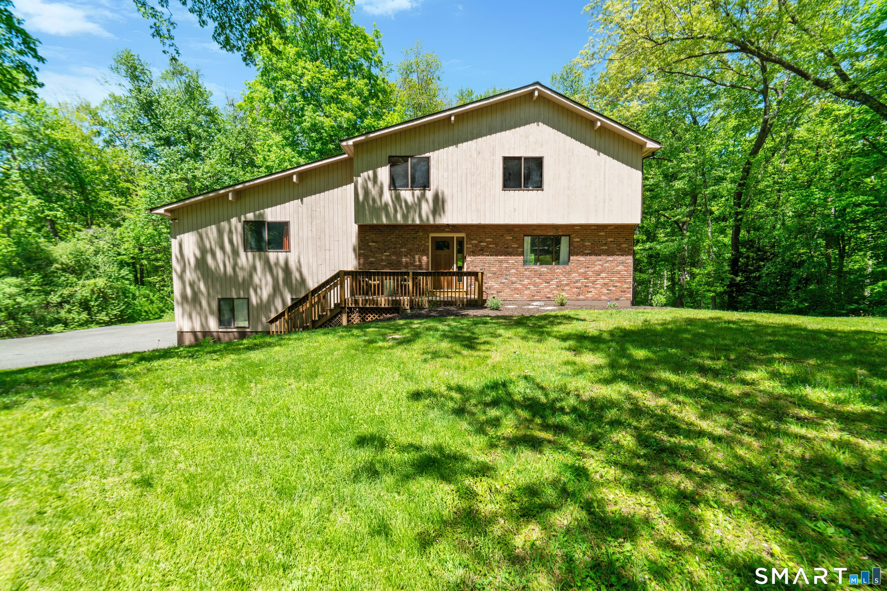 6 Arapaho Road Brookfield CT 06804