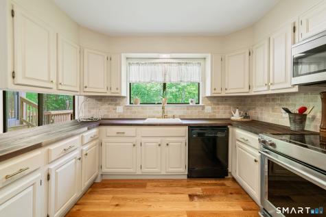 6 Arapaho Road Brookfield CT 06804