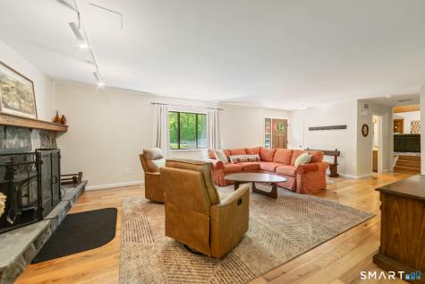 6 Arapaho Road Brookfield CT 06804