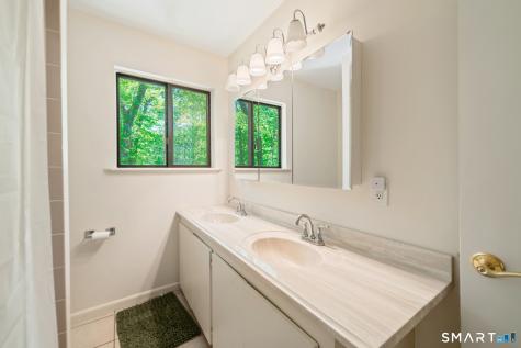6 Arapaho Road Brookfield CT 06804