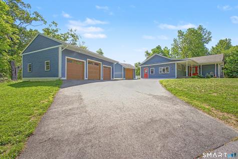 243 Searles Road Pomfret CT 06259