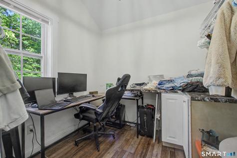 243 Searles Road Pomfret CT 06259
