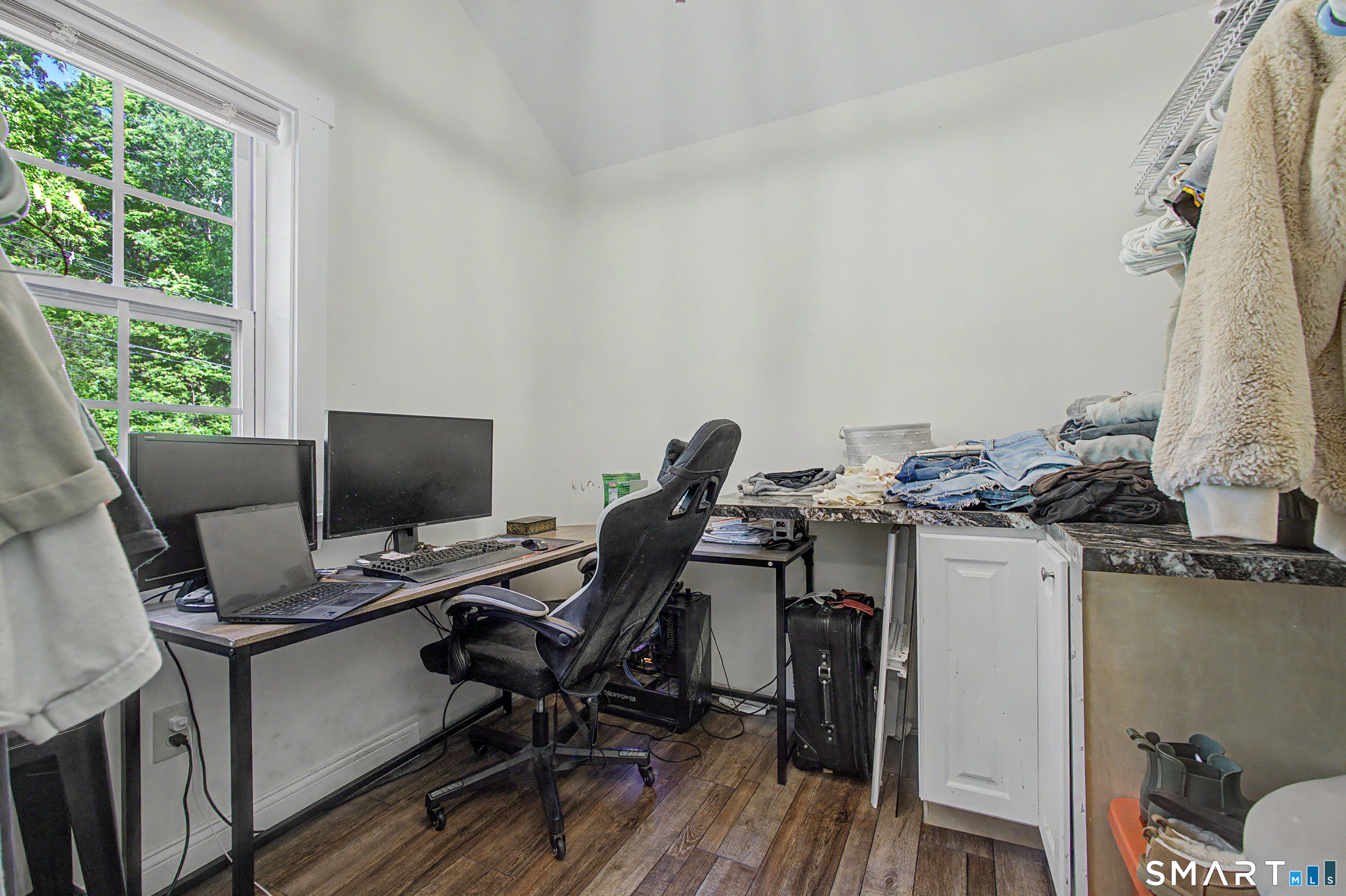 243 Searles Road Pomfret CT 06259