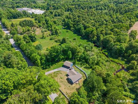 243 Searles Road Pomfret CT 06259