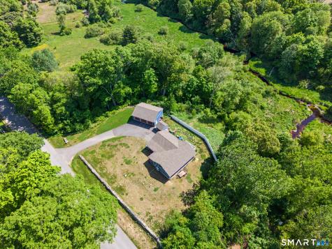 243 Searles Road Pomfret CT 06259