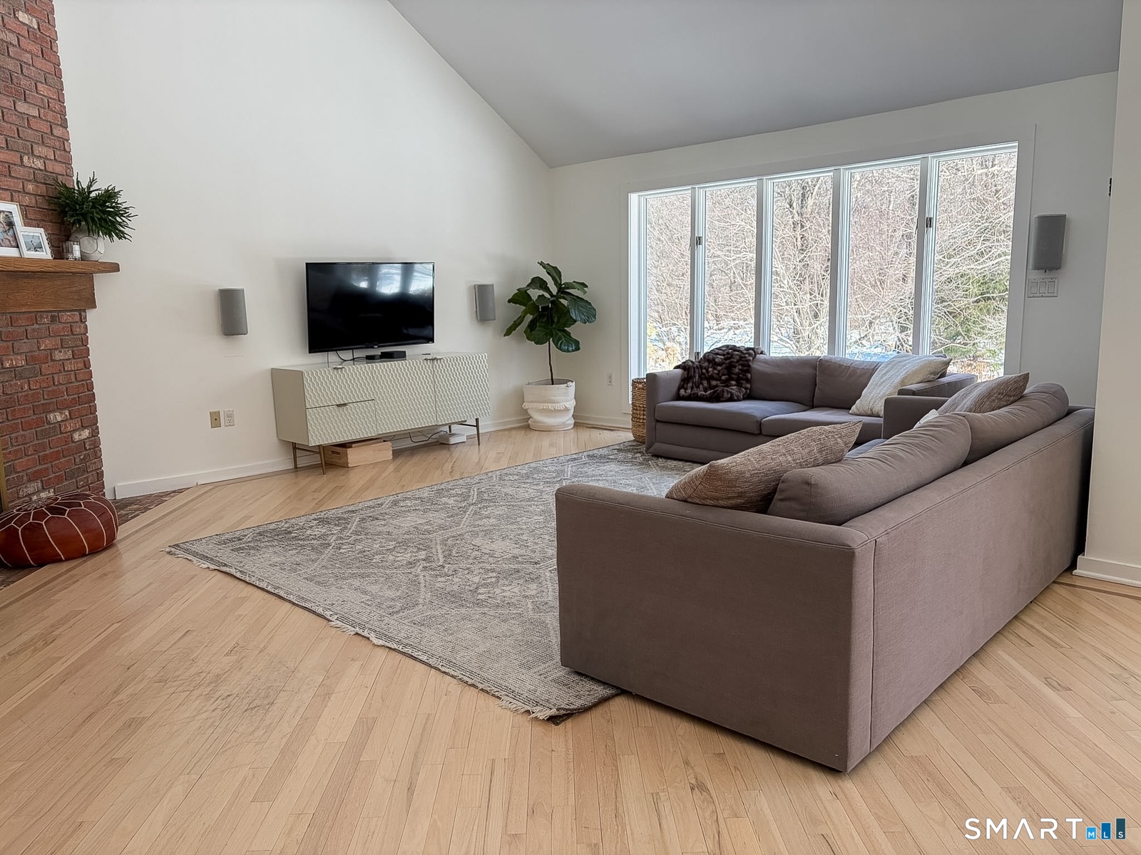 3 Westwood Drive Waterford CT 06385