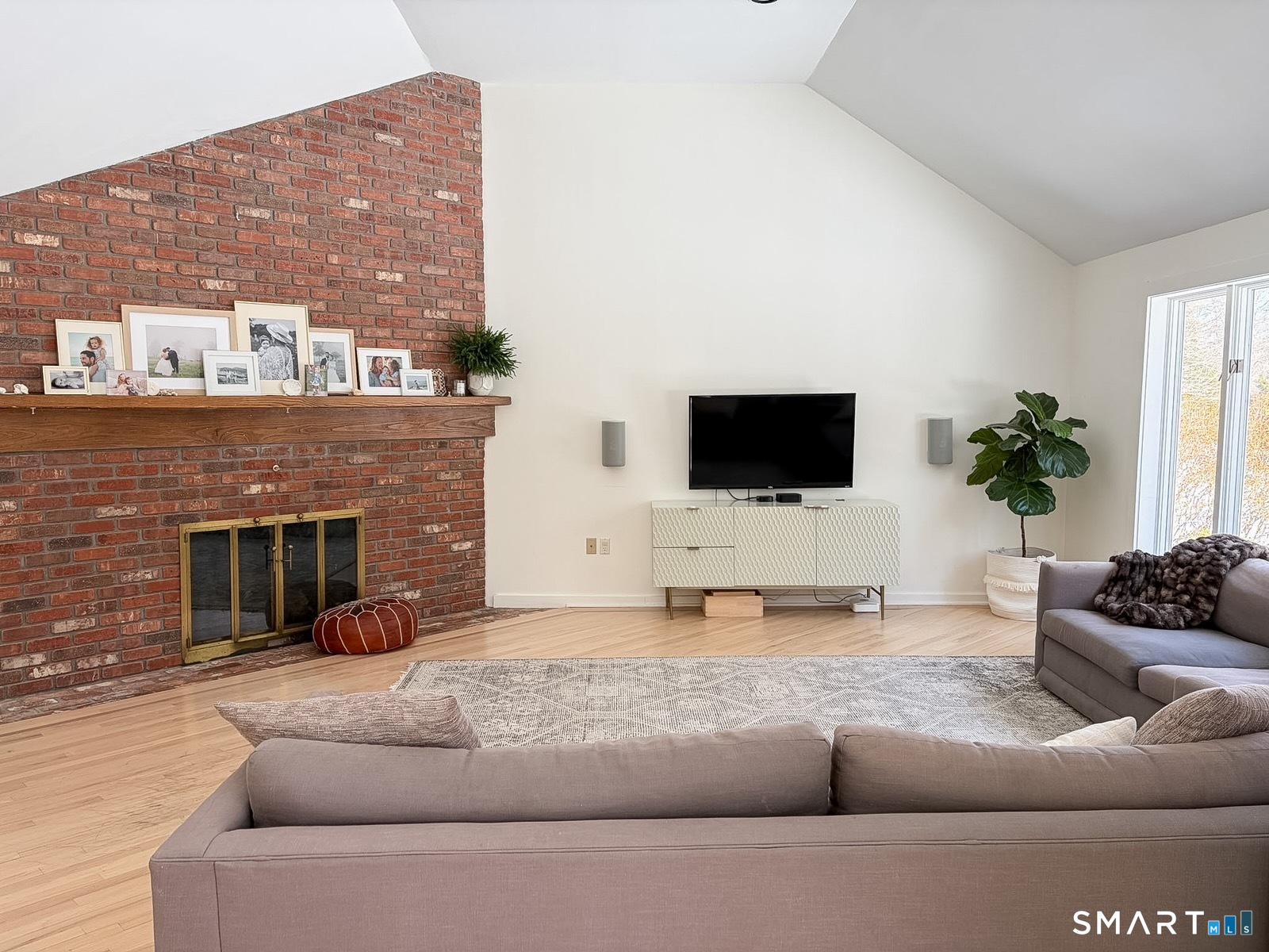 3 Westwood Drive Waterford CT 06385