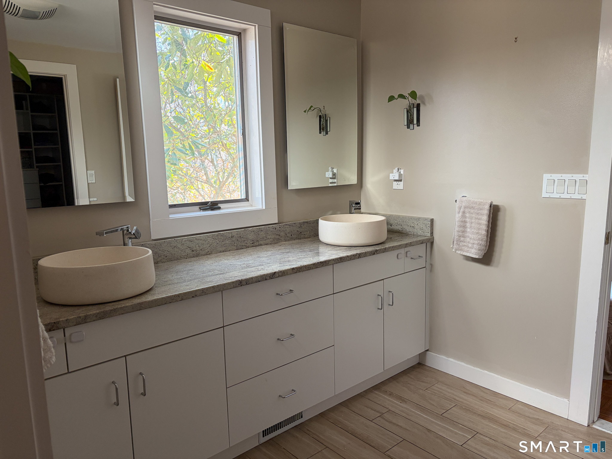 3 Westwood Drive Waterford CT 06385
