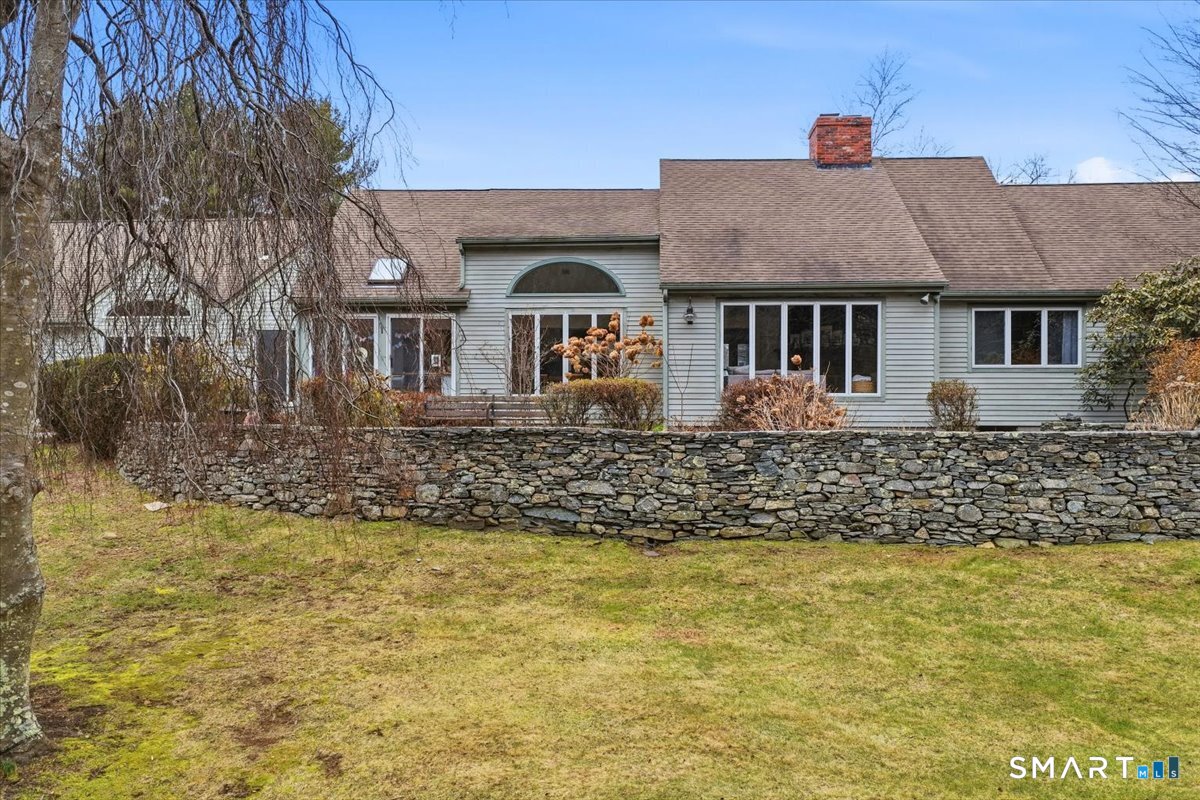 3 Westwood Drive Waterford CT 06385
