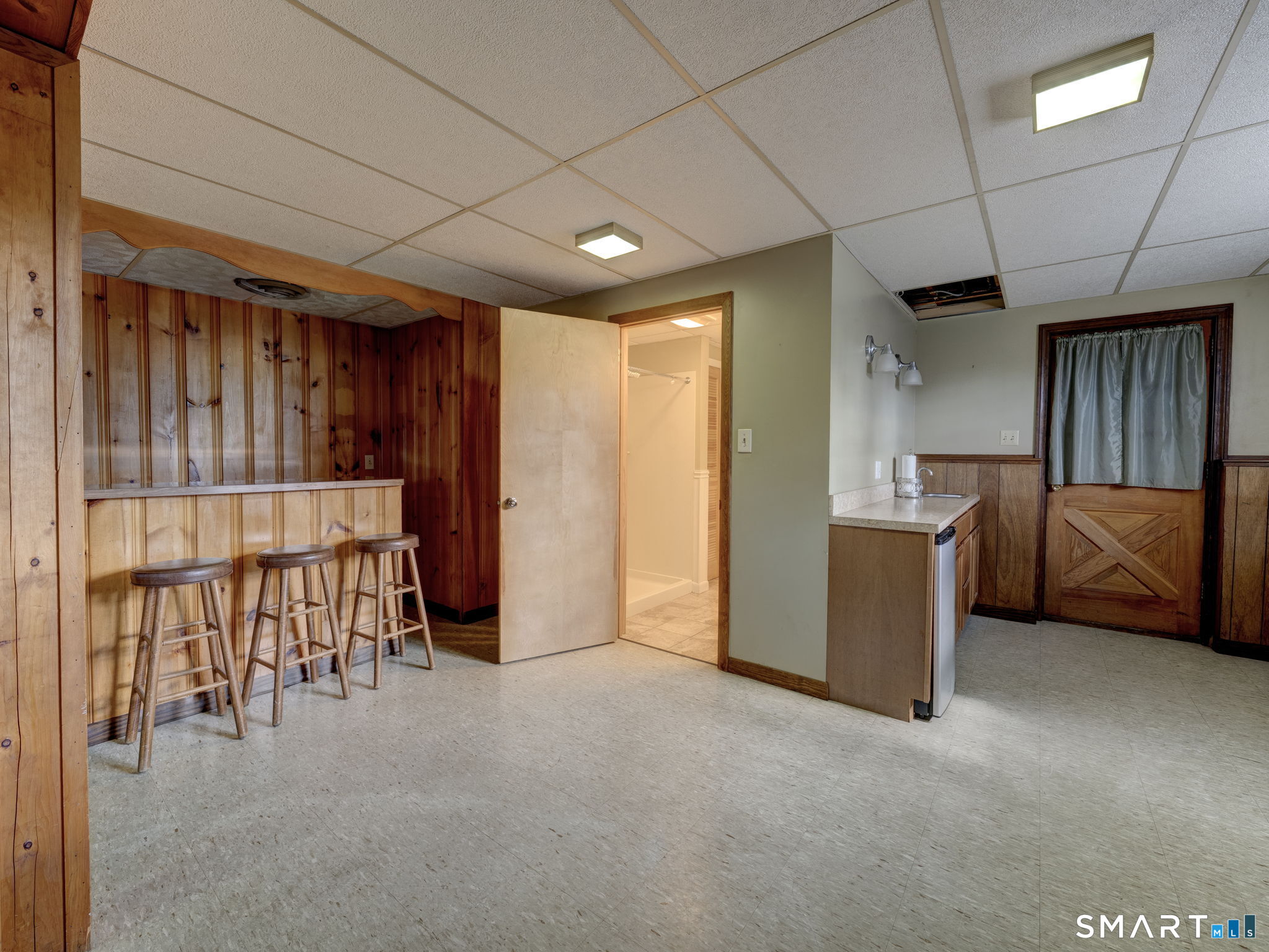 21 Crescent Beach Drive Enfield CT 06082