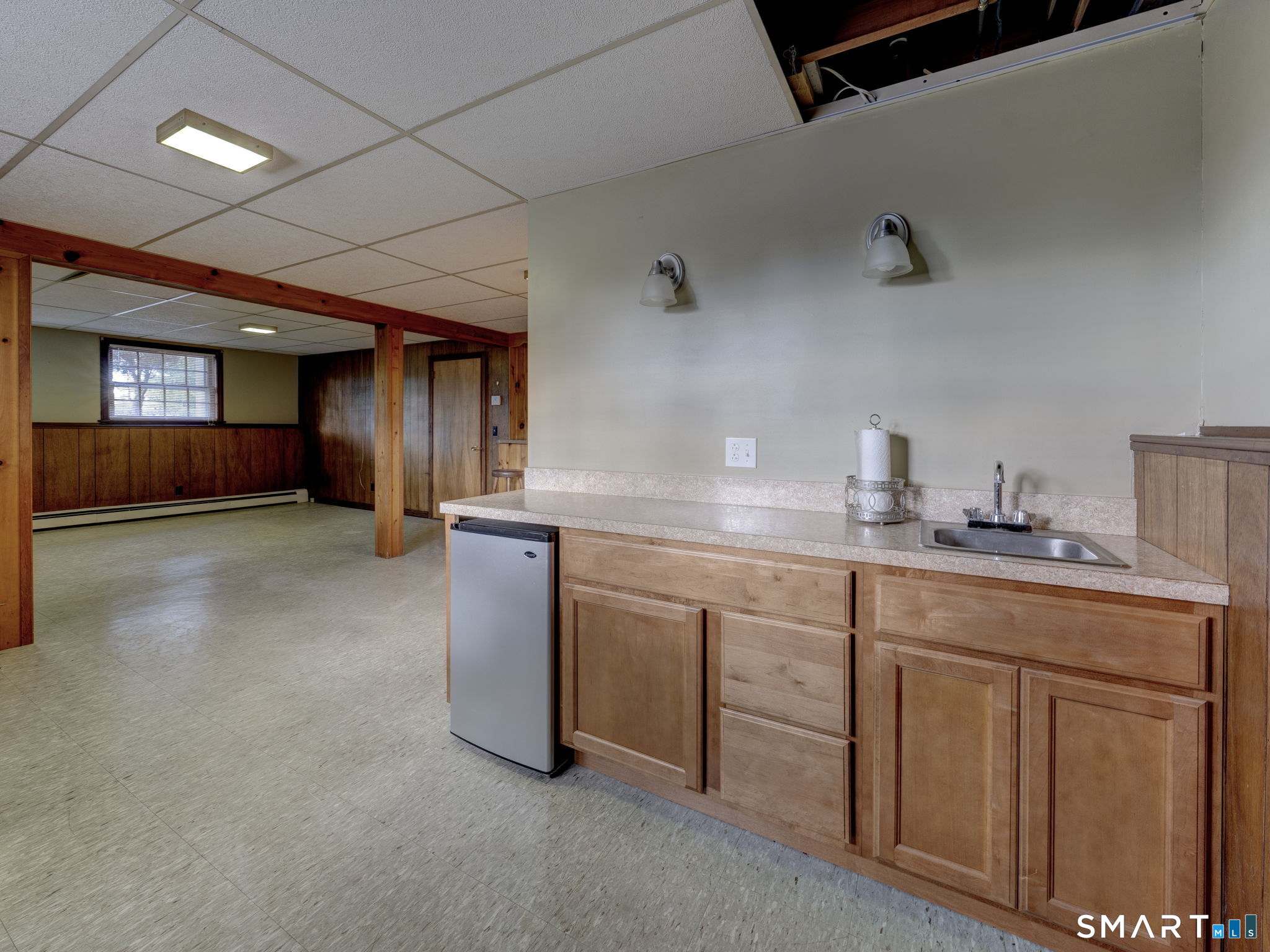 21 Crescent Beach Drive Enfield CT 06082