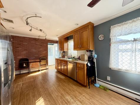 1088 Sylvan Avenue Bridgeport CT 06606