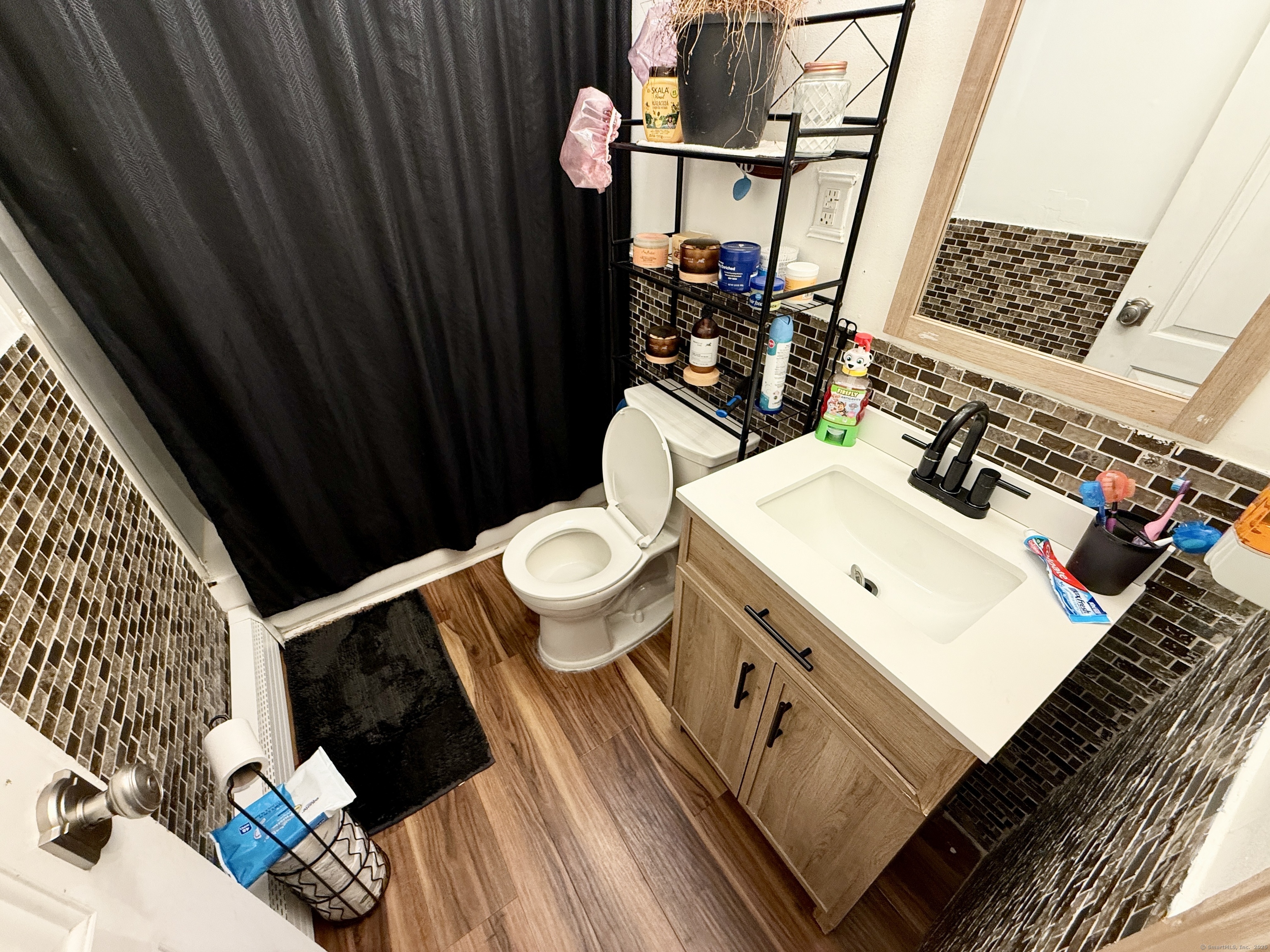 1088 Sylvan Avenue Bridgeport CT 06606