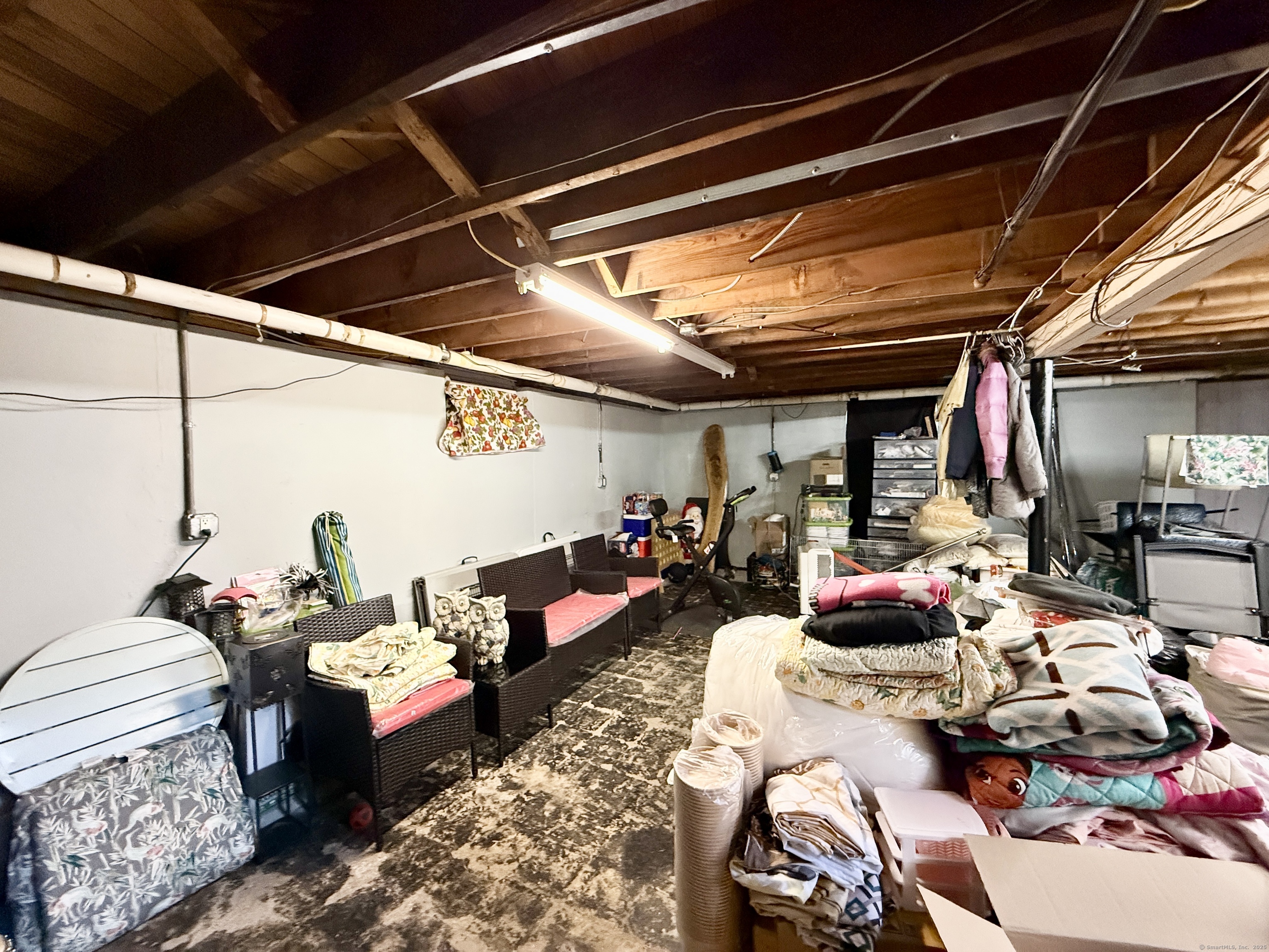 1088 Sylvan Avenue Bridgeport CT 06606