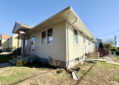 1088 Sylvan Avenue Bridgeport CT 06606