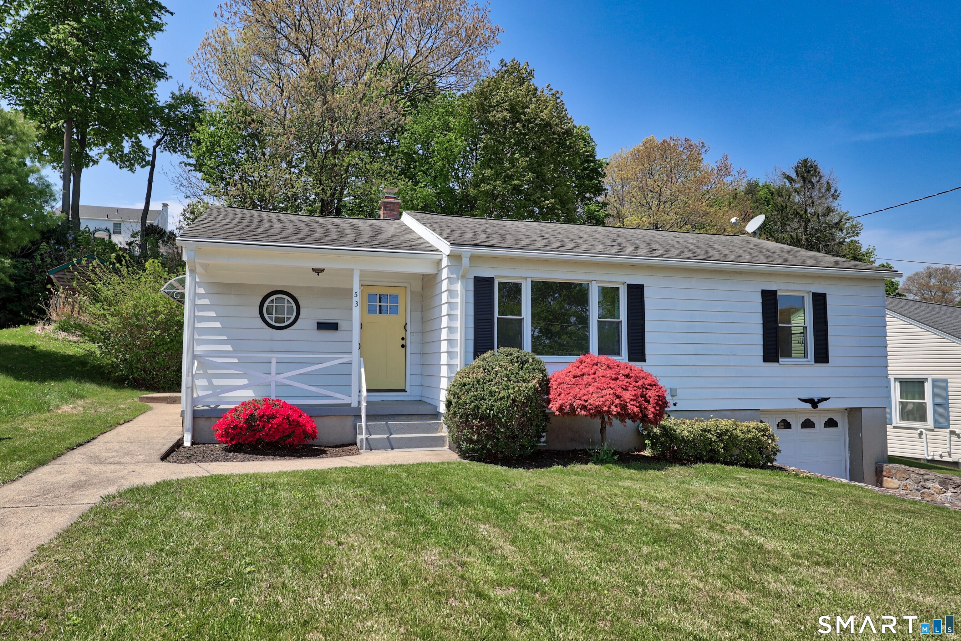 53 Glenview Avenue Waterbury CT 06708
