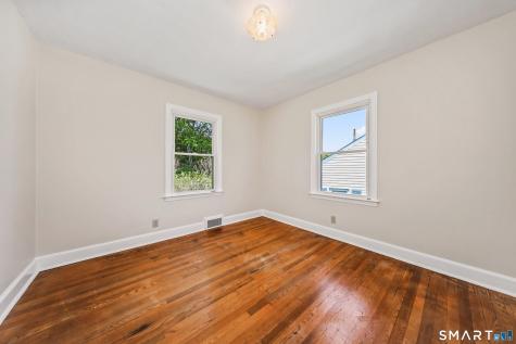 53 Glenview Avenue Waterbury CT 06708