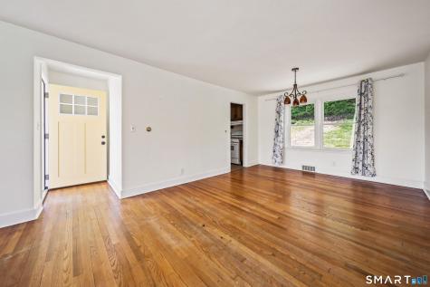 53 Glenview Avenue Waterbury CT 06708