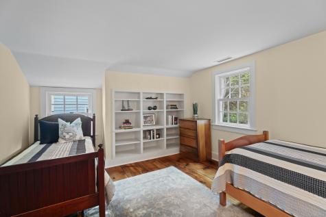 288 Middlesex Avenue Chester CT 06412