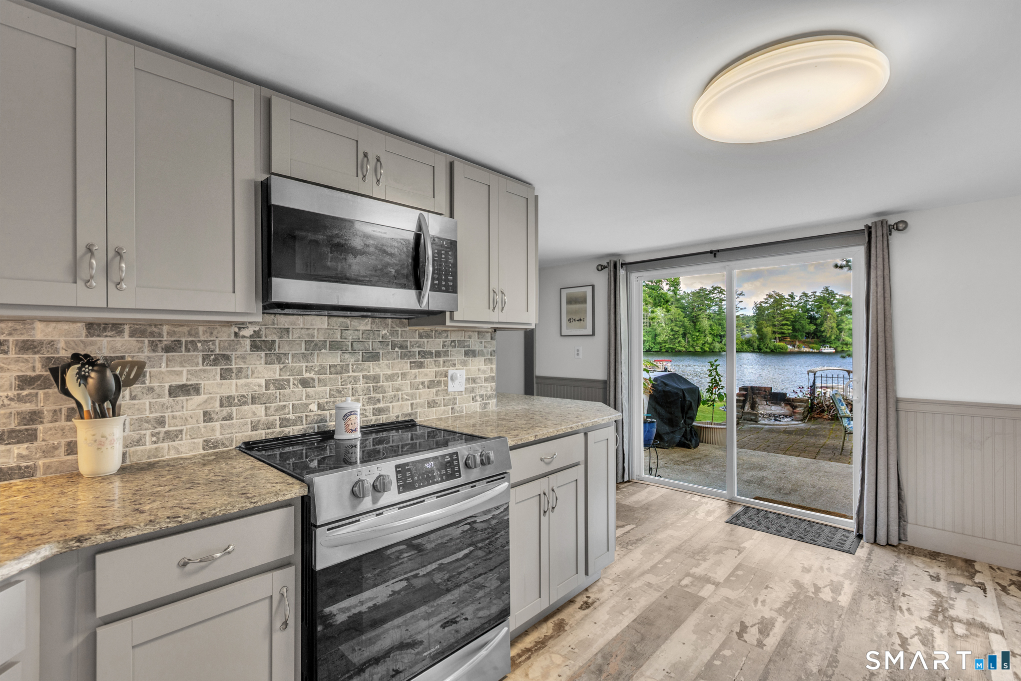 23 Totem Pole Road Thompson CT 06277