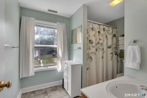 23 Totem Pole Road Thompson CT 06277