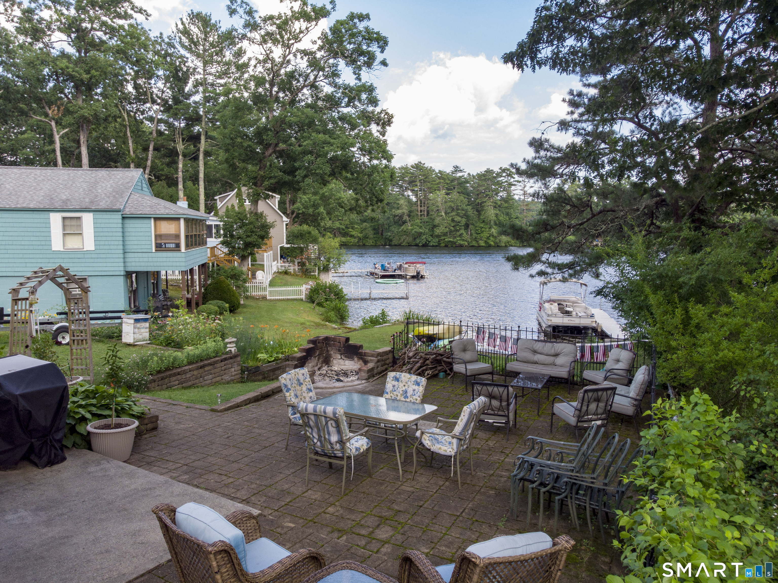 23 Totem Pole Road Thompson CT 06277