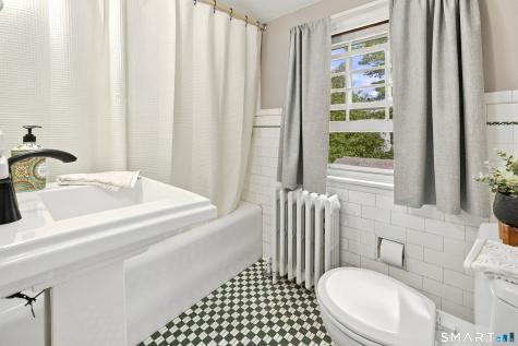 110 Clifton Avenue West Hartford CT 06107