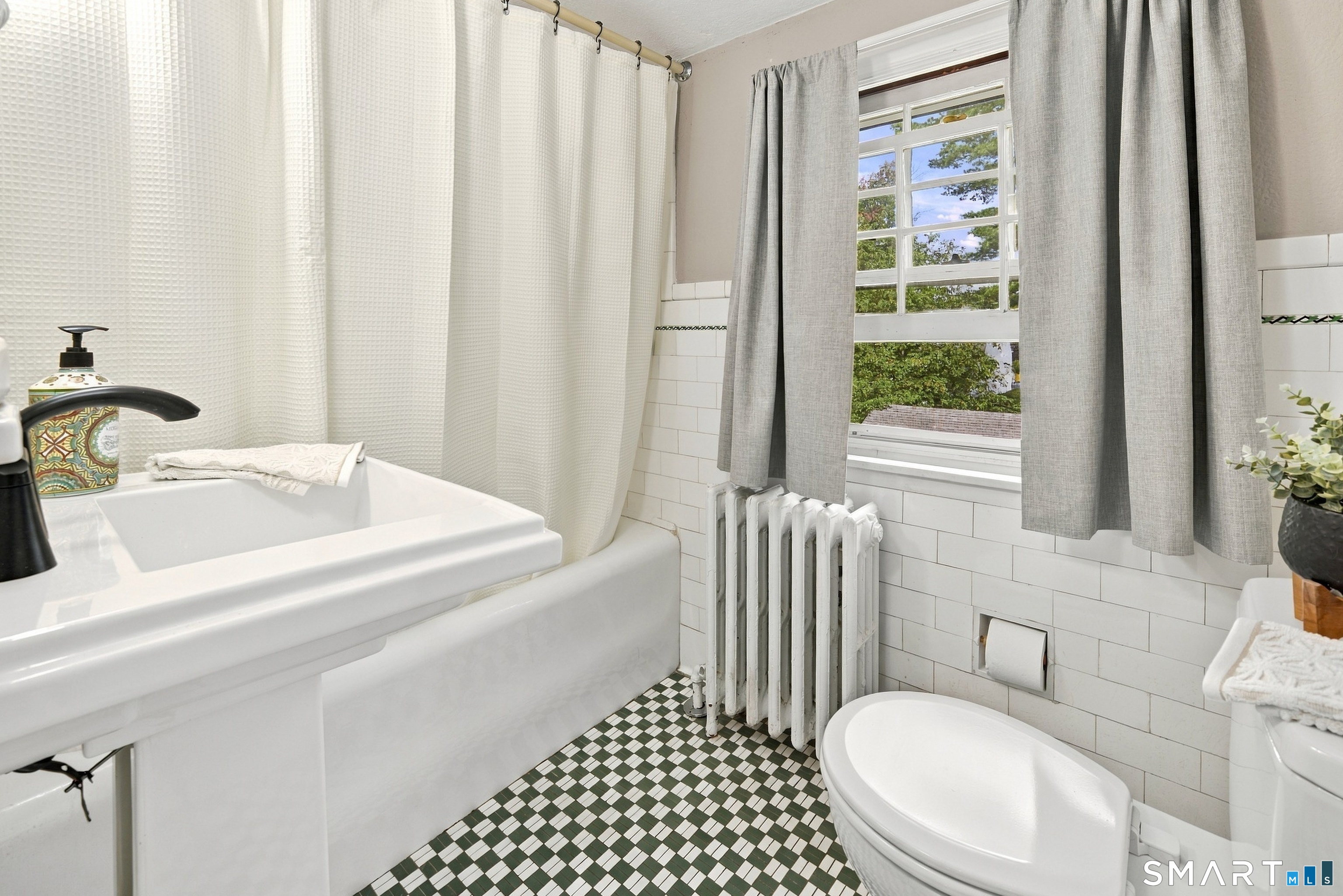 110 Clifton Avenue West Hartford CT 06107