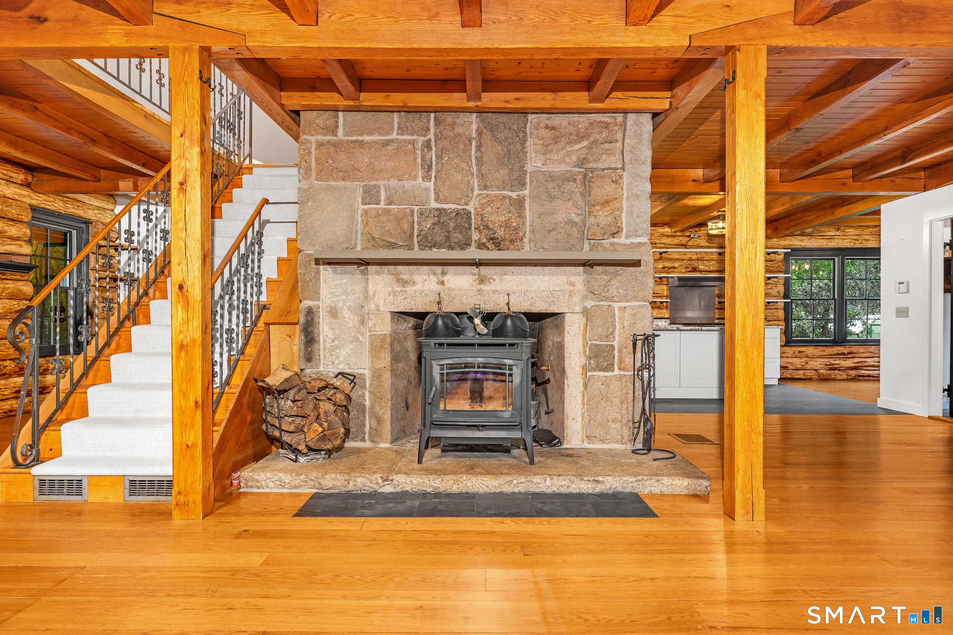 61 Mystic Road North Stonington CT 06359