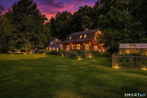 61 Mystic Road North Stonington CT 06359