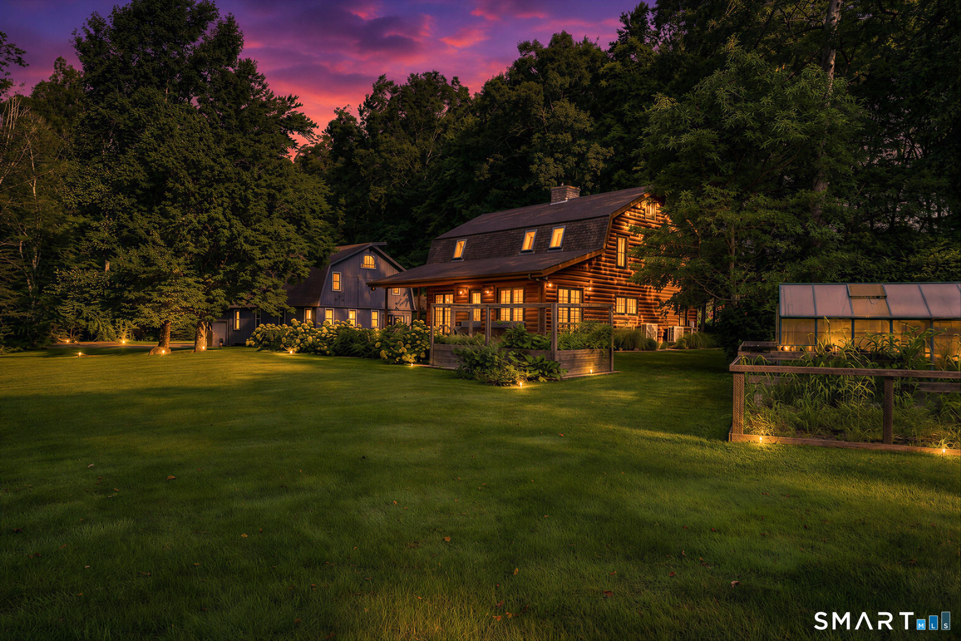 61 Mystic Road North Stonington CT 06359
