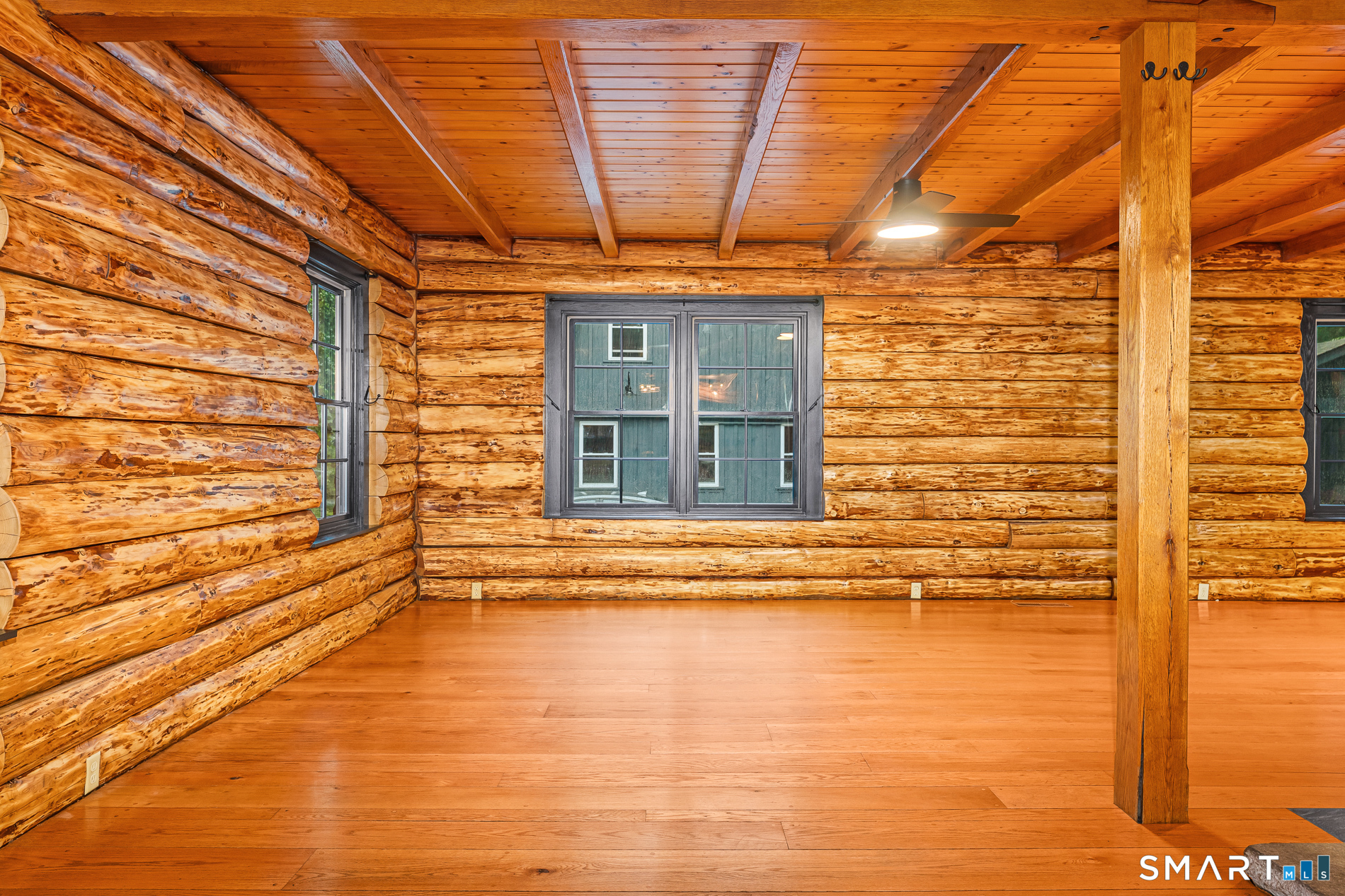 61 Mystic Road North Stonington CT 06359