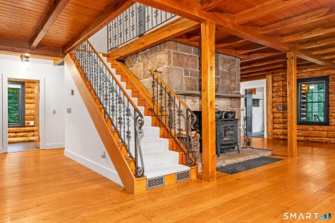 61 Mystic Road North Stonington CT 06359