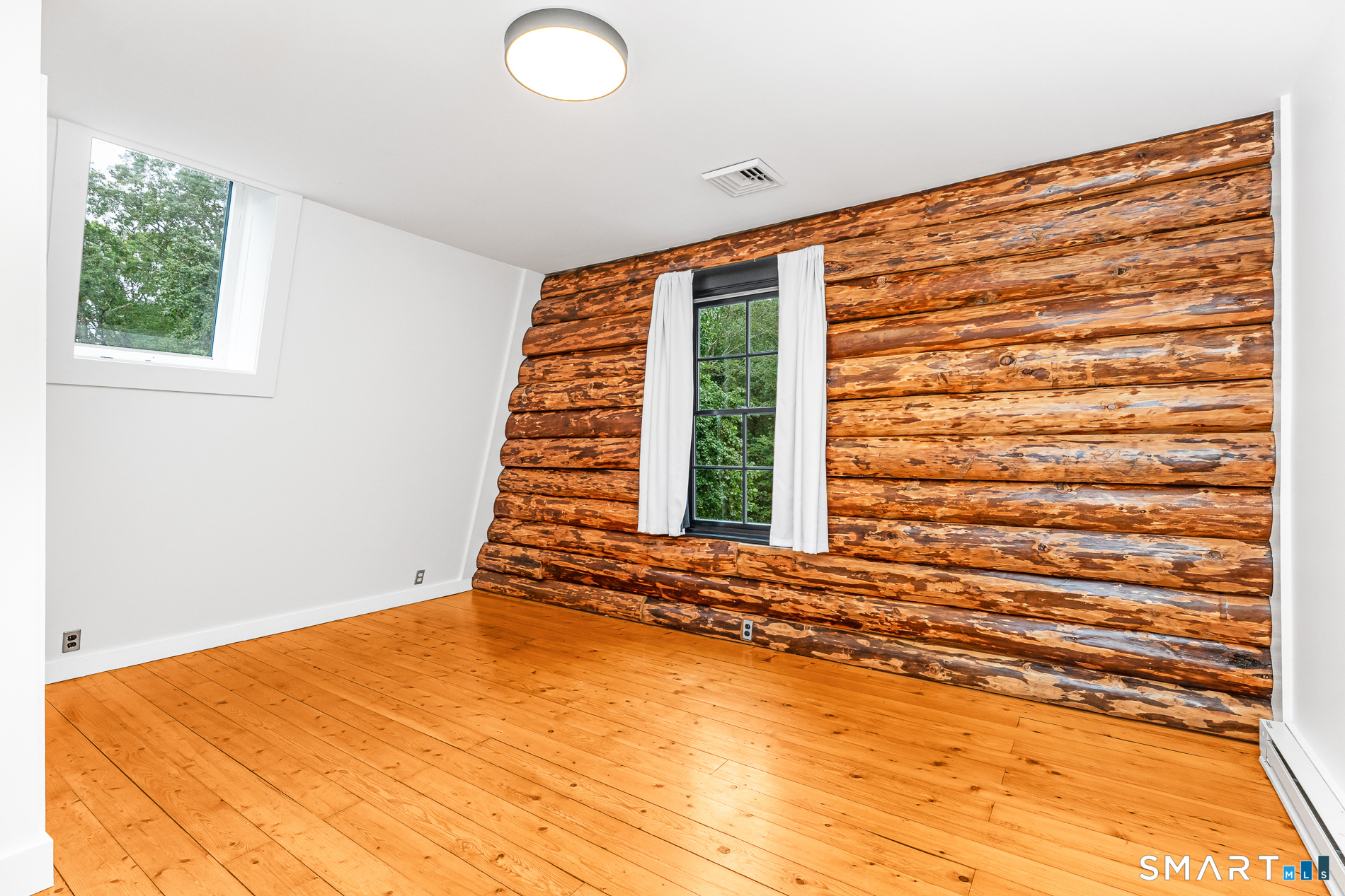 61 Mystic Road North Stonington CT 06359