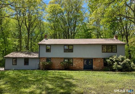 47 Water Lily Lane Guilford CT 06437
