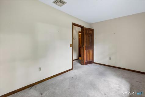 47 Water Lily Lane Guilford CT 06437