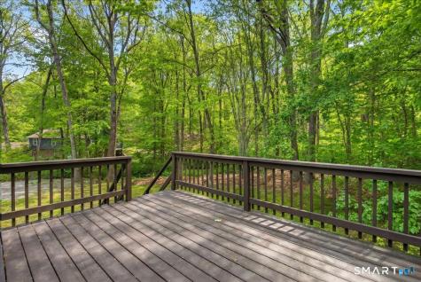 47 Water Lily Lane Guilford CT 06437