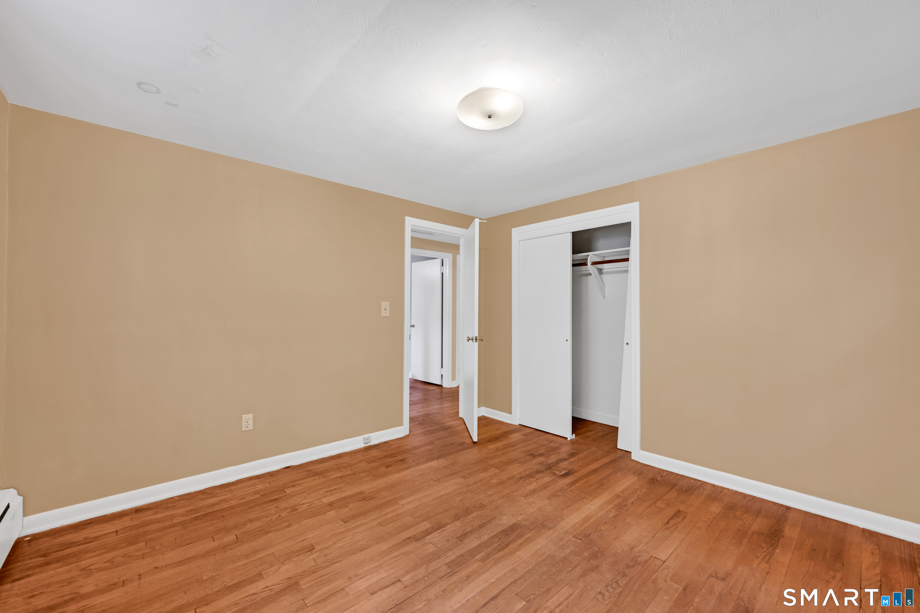 25 Westlook Road Wethersfield CT 06109